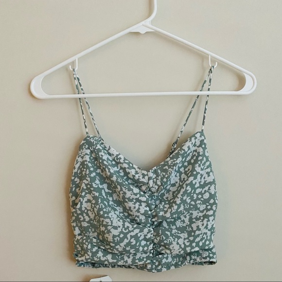 NWT Abercrombie & Fitch Green Ruched Cami - Picture 3 of 5